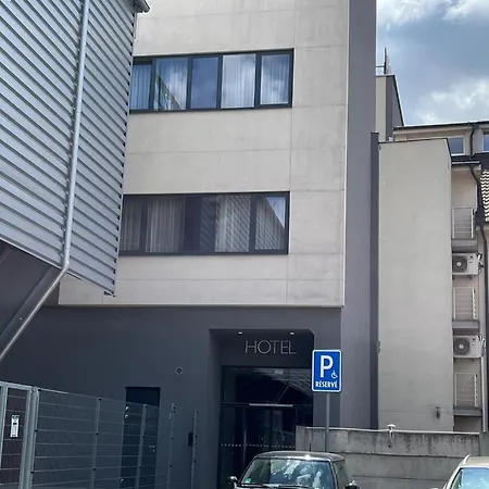 Arena Hotel